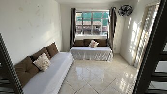 APARTAMENTO CHARMOSO 100 M PRAIA GRANDE