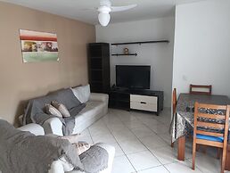 APARTAMENTO CHARMOSO 100 M PRAIA GRANDE