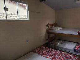 CASA MARAVILHOSA 6 QUARTOS