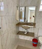 CASA MARAVILHOSA 6 QUARTOS