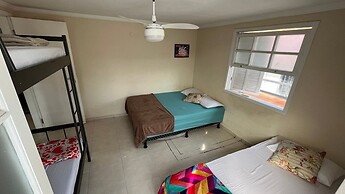 CASA MARAVILHOSA 6 QUARTOS