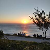 CASA MARAVILHOSA 6 QUARTOS