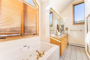 Ironwood #2984: 2 by Summit County Mountain Retreats