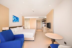 The Empyrean Cam Ranh Beach Resort