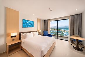 The Empyrean Cam Ranh Beach Resort