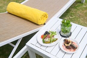 The Empyrean Cam Ranh Beach Resort