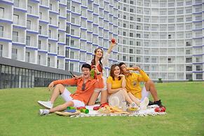 The Empyrean Cam Ranh Beach Resort