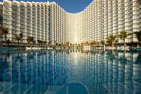 The Empyrean Cam Ranh Beach Resort