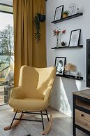 Lux Apartment Coast by Renters Prestige