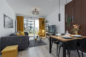 Lux Apartment Coast by Renters Prestige
