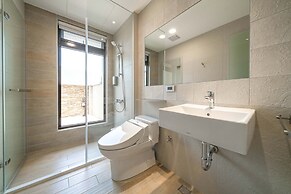 Otis Inn (Certificate No.: 2531, 2541, 2555, 2556)