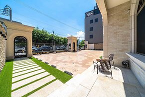 Otis Inn (Certificate No.: 2531, 2541, 2555, 2556)