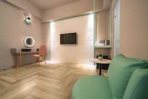 Otis Inn (Certificate No.: 2531, 2541, 2555, 2556)