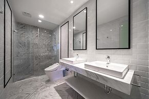 Otis Inn (Certificate No.: 2531, 2541, 2555, 2556)