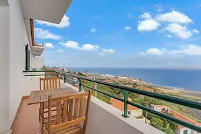 Santa Cruz Apartment