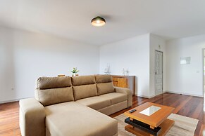 Santa Cruz Apartment