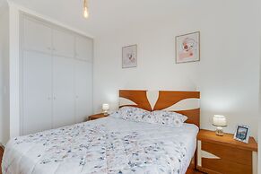 Santa Cruz Apartment