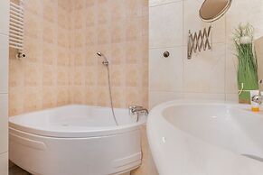 Warsaw Ursynów Apartment by Renters