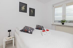 Warsaw Ursynów Apartment by Renters