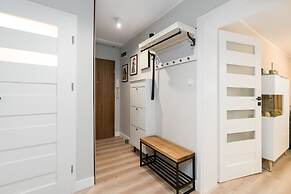 Nad Potokiem Apartment Poznań by Renters