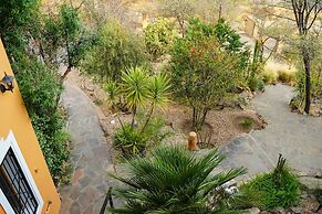 Ti Melen Boutique Guesthouse l Ondili