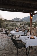 Hohenstein Lodge l Ondili