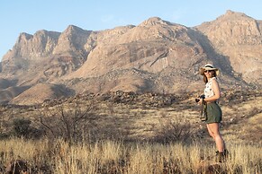 Hohenstein Lodge l Ondili