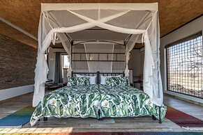 Hohenstein Lodge l Ondili