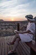 Hohenstein Lodge l Ondili