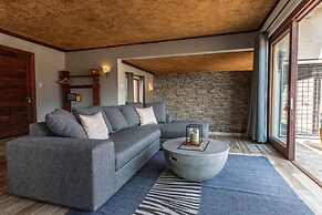 Hohenstein Lodge l Ondili