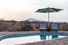 Hohenstein Lodge l Ondili