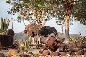 Hohenstein Lodge l Ondili