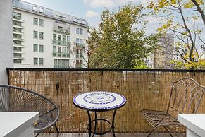 Warsaw Górnośląska Apartment by Renters