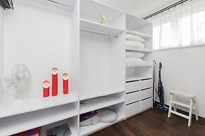 Warsaw Górnośląska Apartment by Renters