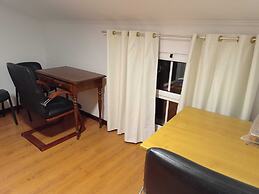 Charming 3-bed Apartment With sea & Mountain View