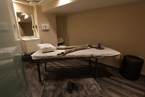 Silver Suites Hotel & Spa