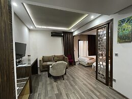 Silver Suites Hotel & Spa