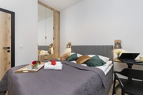 Krochmalna Apartment Warsaw by Renters