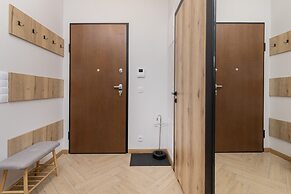 Krochmalna Apartment Warsaw by Renters