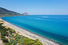 Beautiful Studio With sea View Cefalu, Sicily