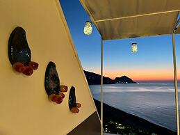 Beautiful Studio With sea View Cefalu, Sicily