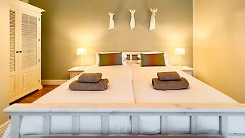 Brigadoon Boutique Guesthouse l Ondili