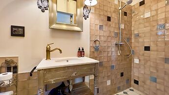 Brigadoon Boutique Guesthouse l Ondili