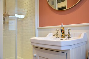 11 Crabbe Street, Aldeburgh