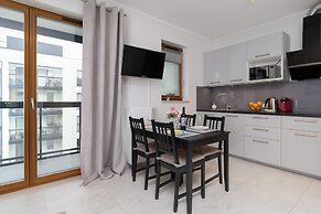 Gdańsk Apartment Grudziądzka by Renters