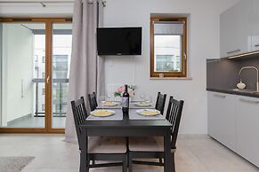 Gdańsk Apartment Grudziądzka by Renters