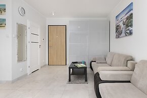 Gdańsk Apartment Grudziądzka by Renters