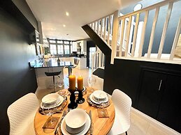 Cosy and Quirky House in the Heart of Bakewell