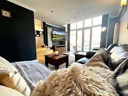 Cosy and Quirky House in the Heart of Bakewell