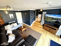 Cosy and Quirky House in the Heart of Bakewell